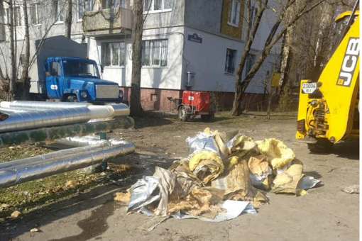 Відповідно до Інвестиційної програми на 2020-2021 роки бригада КП «Теплоенерго» виконує роботи щодо заміни ділянки надземного трубопроводу гарячого водопостачання по вул. Європейській